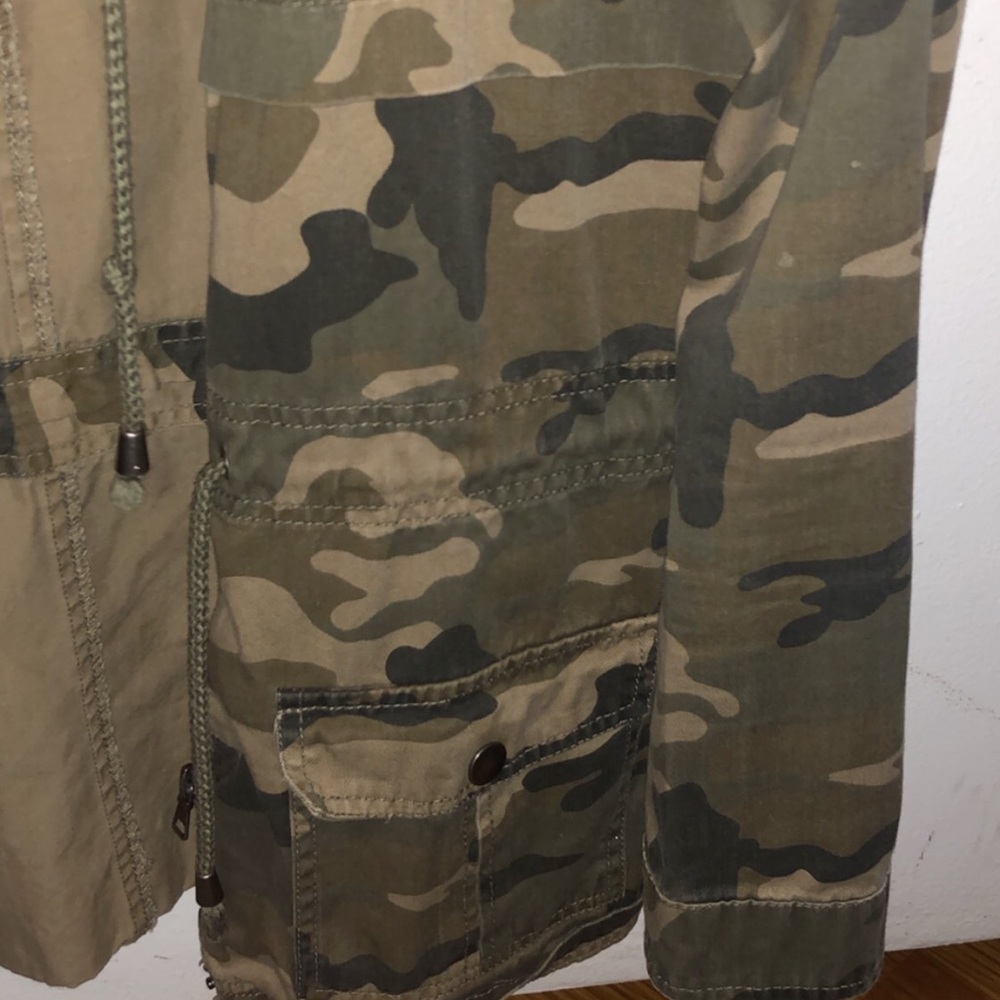 Army jackets - Picture 3 of 4